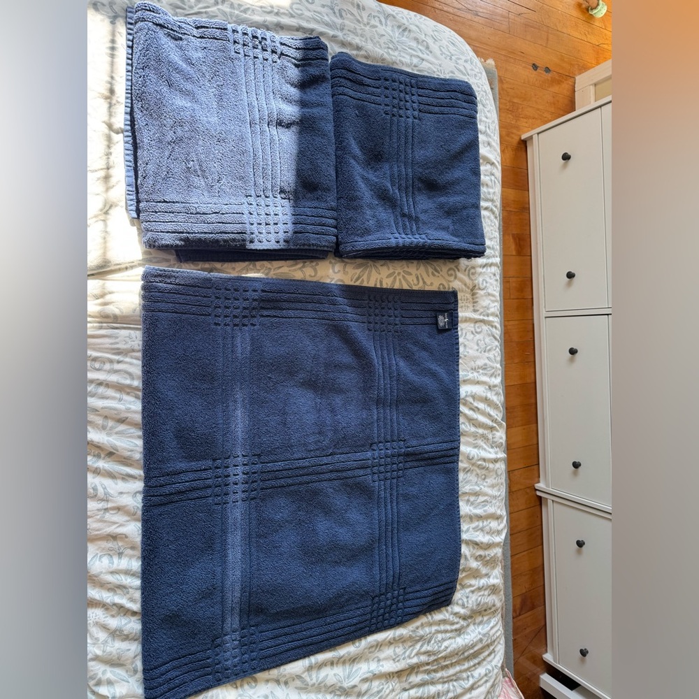 Ralph Lauren Navy Blue Towel Set
